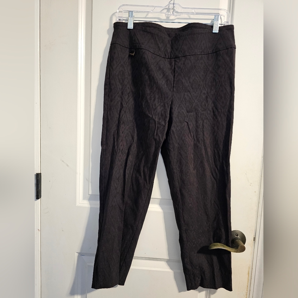 Lisette women pull on pants. Size 12.